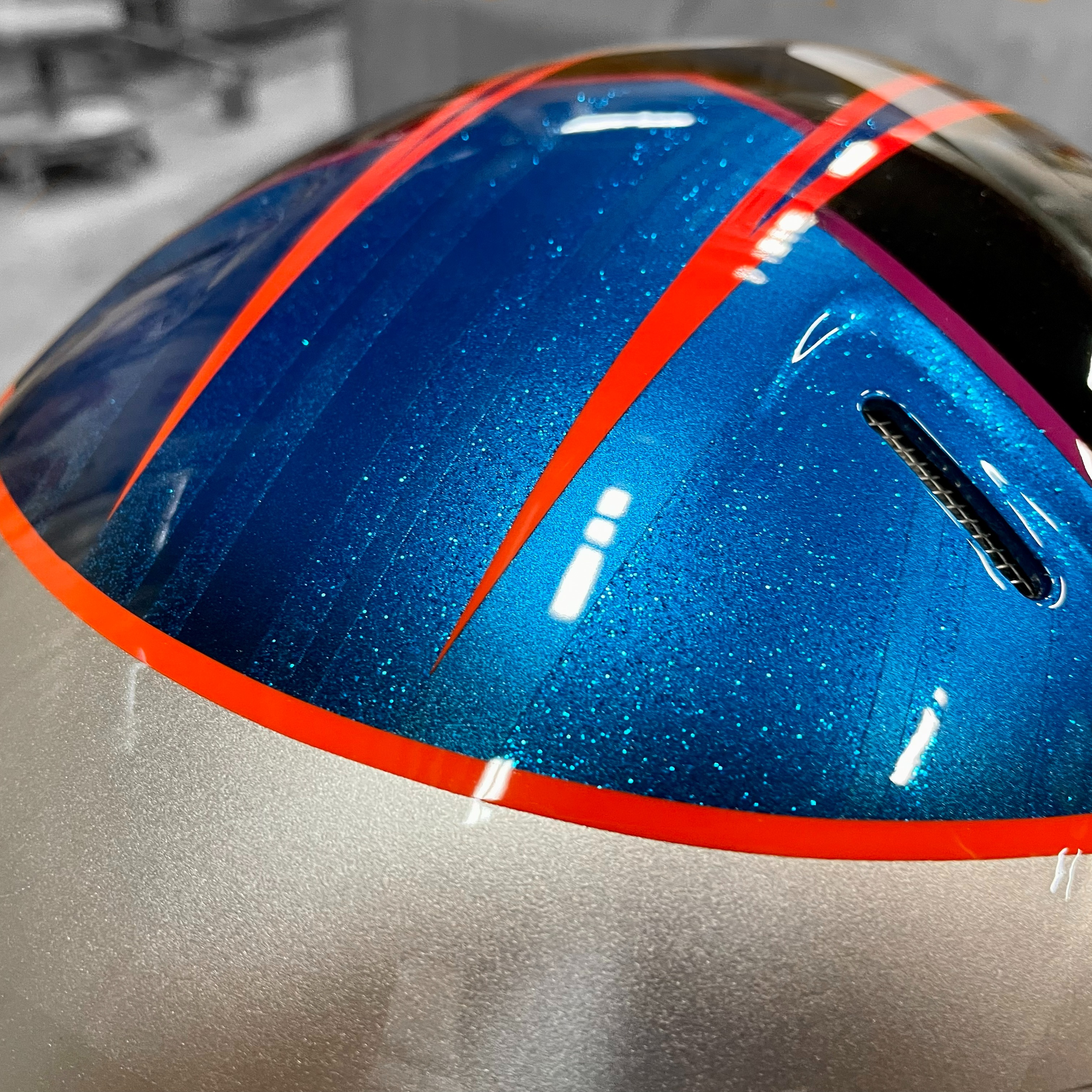 schuberth flakes kandy custom graphic racing helmet